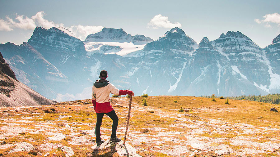 奋斗不息，创新不止